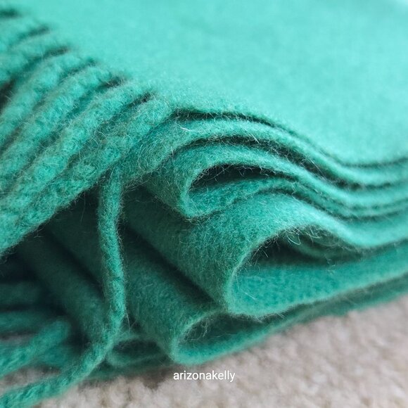 Cashmere Fringe Scarf Kelly Green Thick Soft - Picture 5 of 16